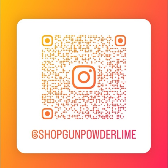 Meet your Posher Jennifer💚 - Picture 12 of 12